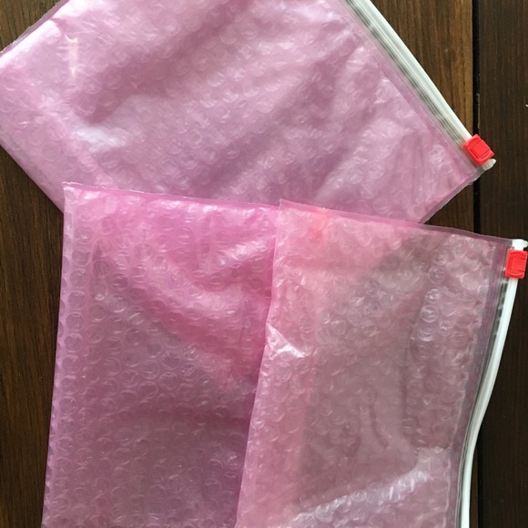 New Glossier Pouches for makeup, travel etc. - Picture 3 of 3
